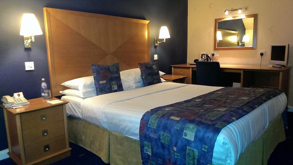 Malin Court Hotel And Restaurant Ayr Kamer foto